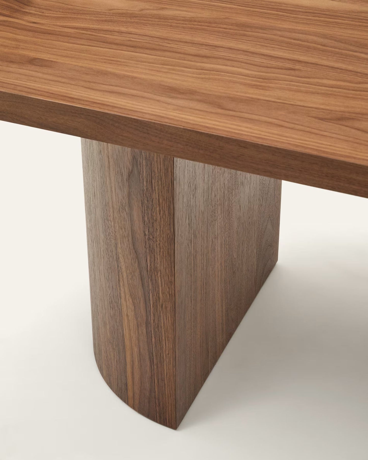 Loom Dinning Table (Brown)