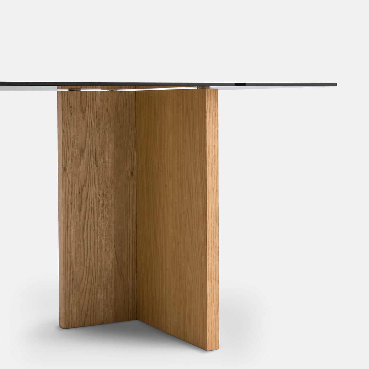 Urban Dinning Table
